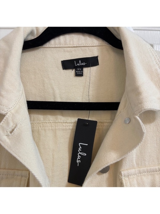 Lulus Heard About You Off-White Cropped Twill Jacket - Picture 5 of 6